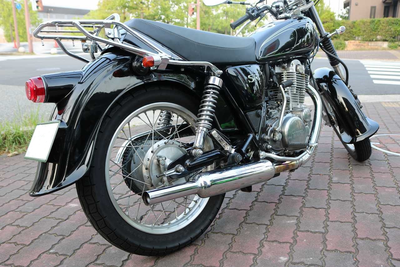 デイトナ キャプトンマフラー SR400 - バイク